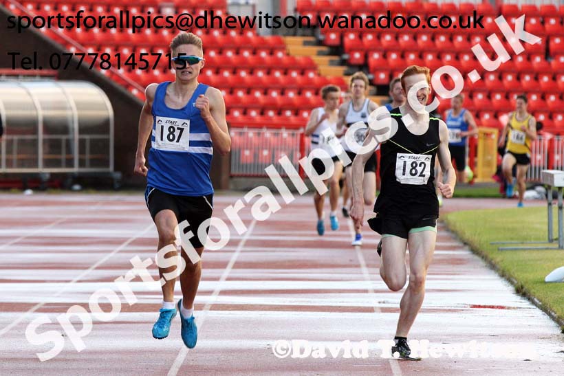 The Stan Long Mile Trophy, Gateshead Stadium. Photo: David T. Hewitson/Sports for All Pics